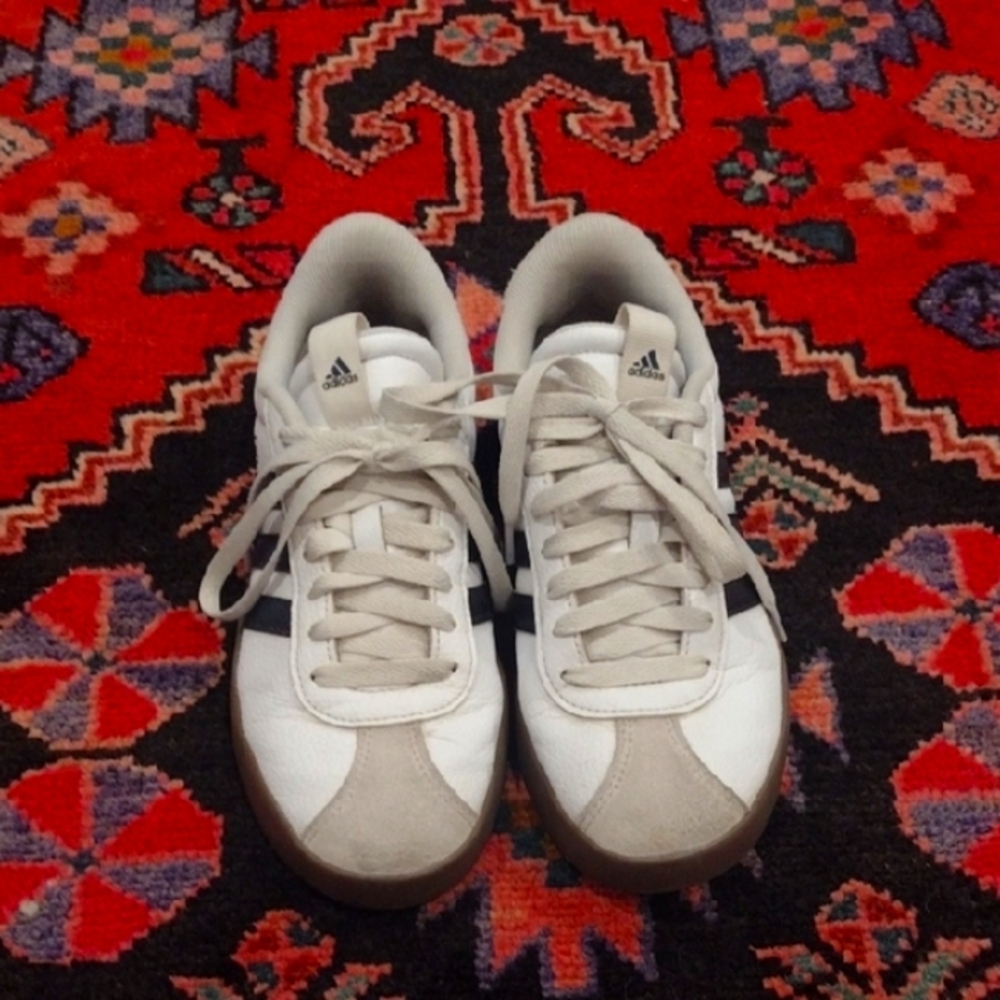 Adidas Women’s VL Court 3.0 Sneaker - Picture 2 of 5